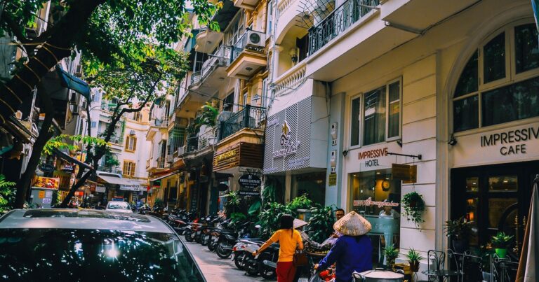 10 things you can’t miss in Vietnam